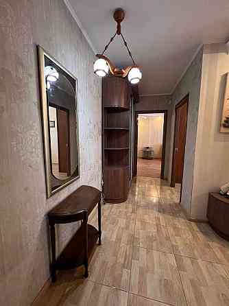 Продам  3-х комнатную квартиру на Таирова( улица Инглези ) Одеса