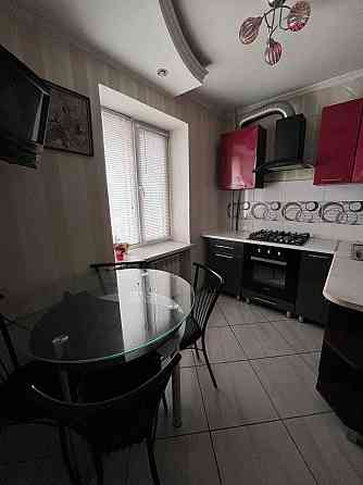 Продам  3-х комнатную квартиру на Таирова( улица Инглези ) Одеса