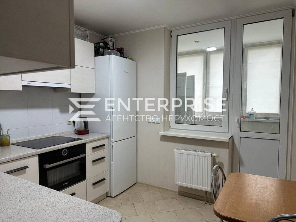 Продаж 3к квартири, вул. Ю.Поправки, метро Чернігівська Київ - зображення 5