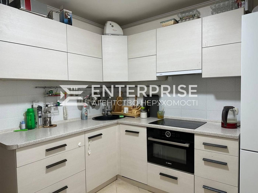 Продаж 3к квартири, вул. Ю.Поправки, метро Чернігівська Київ - зображення 4