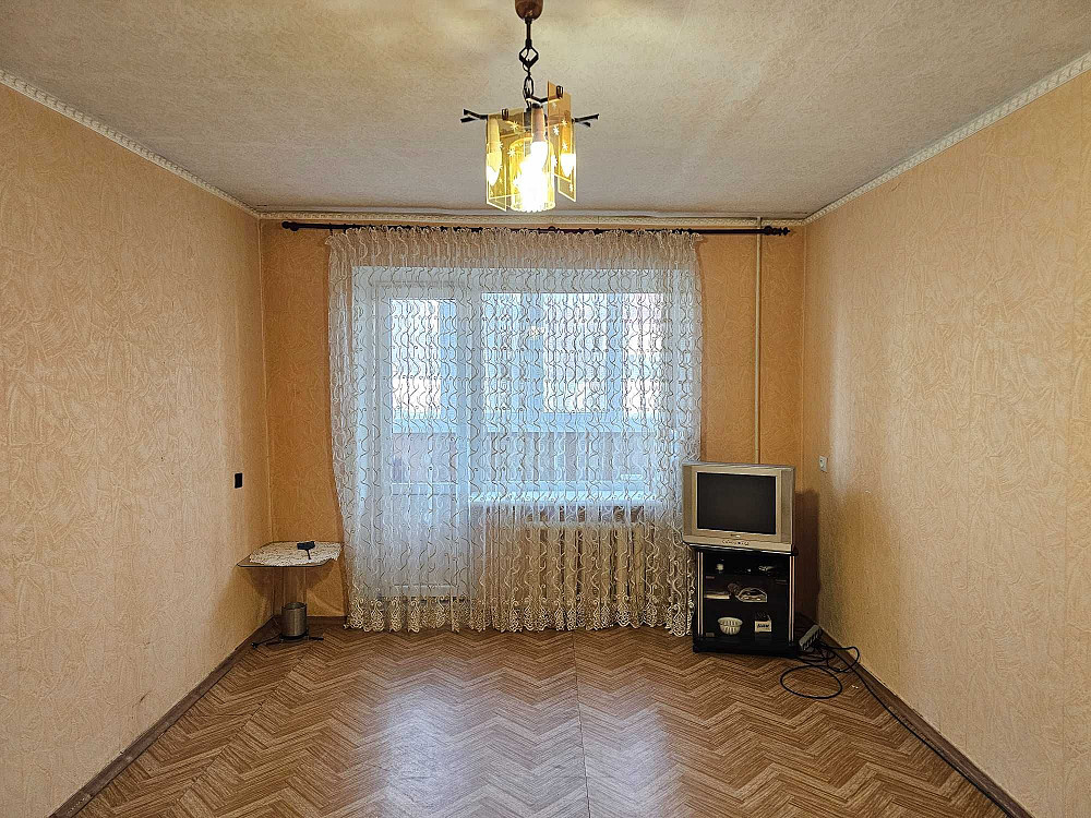 Продается трехкомнатная квартира на Югоке, ул. Ярославская Кривой Рог - изображение 1