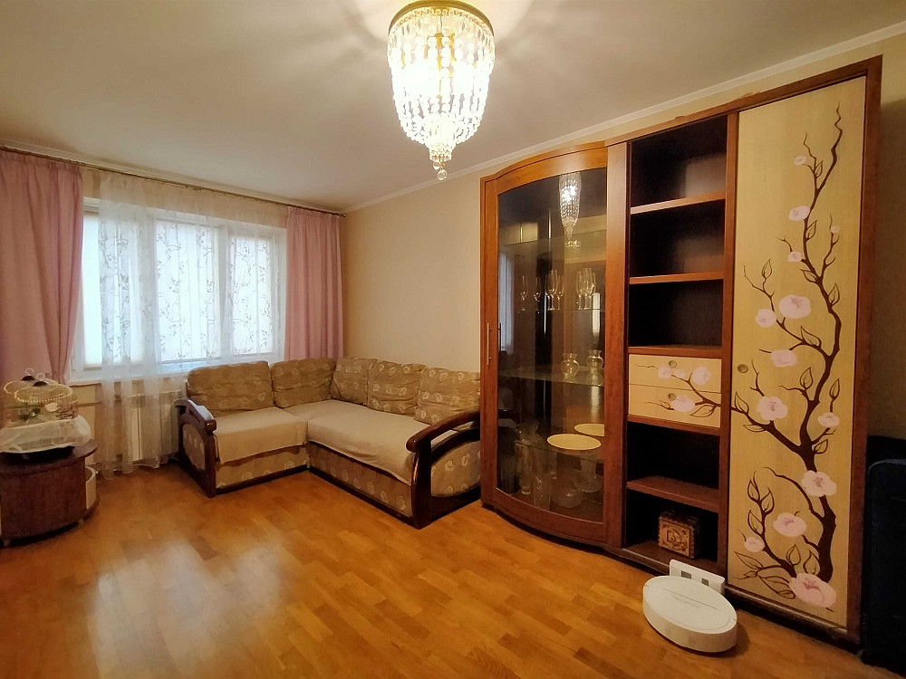Оренда гарненької 3-х кімнатної квартири Чернигов - изображение 1