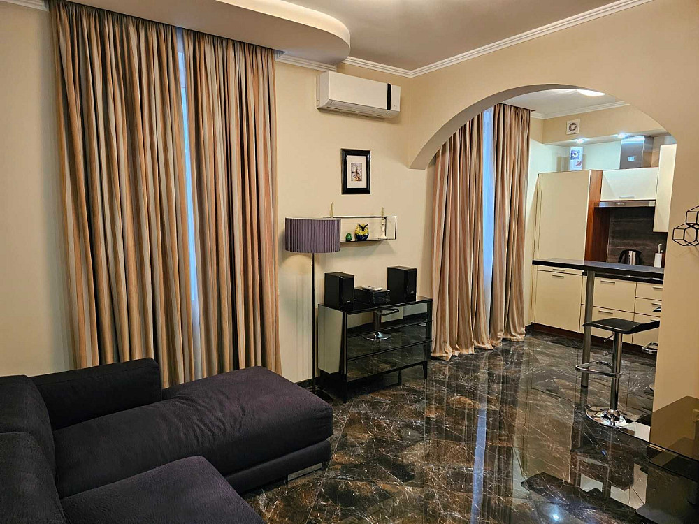 Сдам 2х ком.кв.с евроремонтом на улице Воскресенской Дніпро - зображення 1