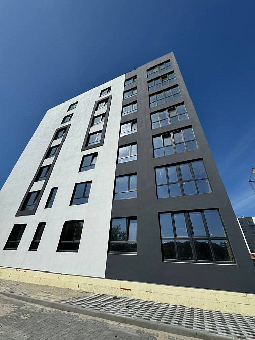 Велика однокімнатна квартира біля парку. Буча - изображение 2