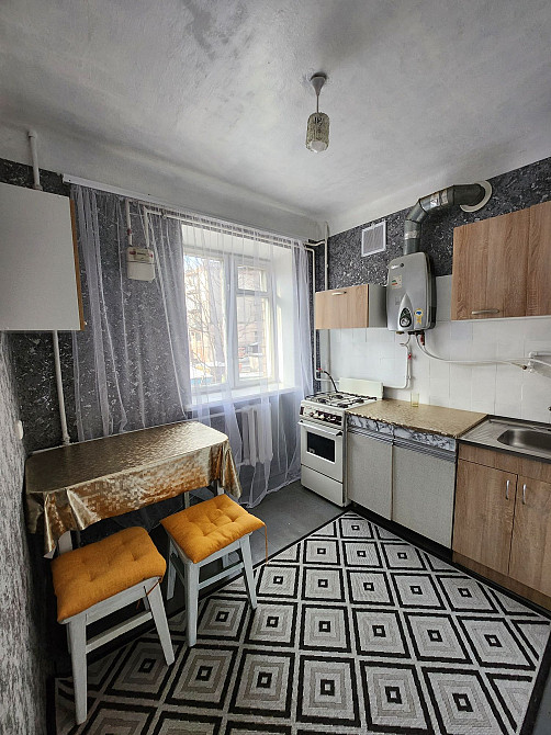 2 комн Сдам Без комиссии Кам`янське (Запорізька обл.) - зображення 1