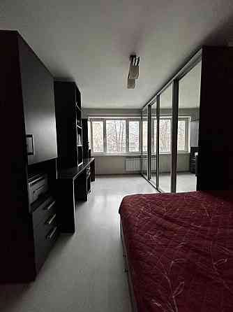 м.Лісова. Продаж Гарної 1-і кв, Лісовий проспект 29., 2/16. Є Газ. Київ