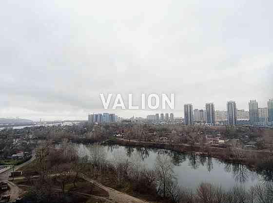 Продаж 3 кімнатної квартири з видом на річку Дніпро,  ЖК "Славутич" Київ