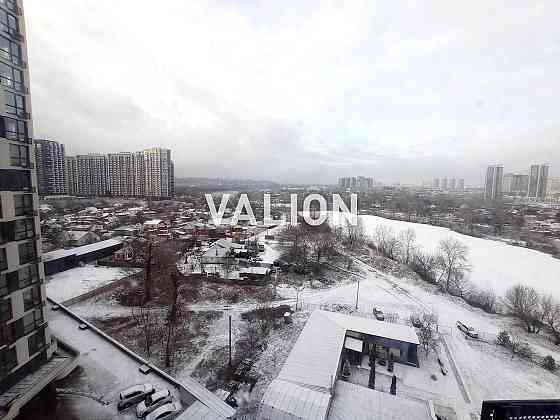 Продаж 3 кімнатної квартири з видом на річку Дніпро,  ЖК "Славутич" Київ