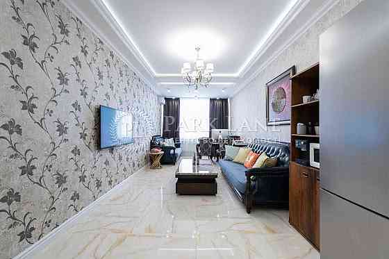 Продажа 2к квартиры. ЖК Аристократ. Печерский район. Подземный паркинг Київ