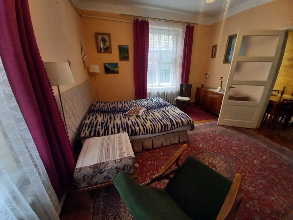 Продаж квартири в центрі міста ремонт жилий стан Мукачево - изображение 3