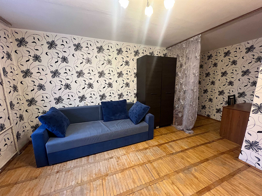 Центр міста! Простора квартира з хорошим ремонтом Буча - зображення 1