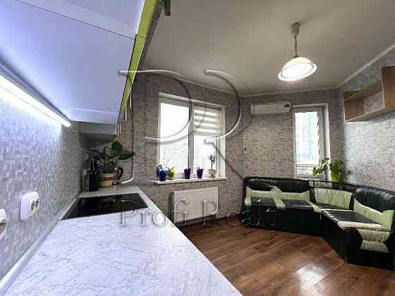 Продаж 2 кімн. квартири Драгоманова 6/1, Позняки/Осокорки Київ