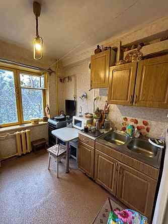 Воскресенський проспект,  24Б, житловий стан, вільна! Київ