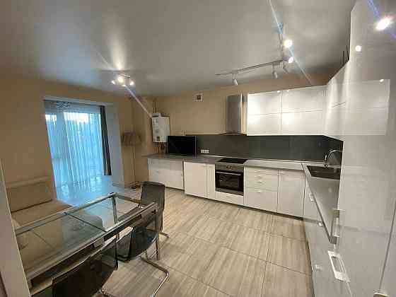 Продам велику 3-кімнатну квартиру ЖК Салют бульвар Слави Перемога Дніпро