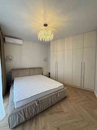 Продається гарна однокімнатна. ЖК Crystal Ужгород