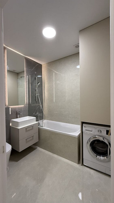 Продається гарна однокімнатна. ЖК Crystal Ужгород - зображення 4