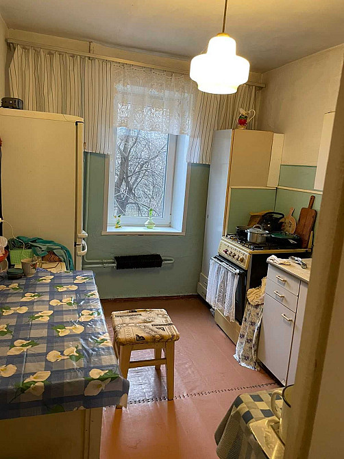 продаю1комнатную крупногабаритную квартиру недорого район соляные Миколаїв - зображення 1