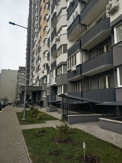 Продается однокомнатная квартира ул. Петлюры Бровари - зображення 1