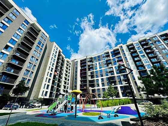 2 кім в центрі з  гардеробом та відкритим балконом вікнами в двір Івано-Франківськ