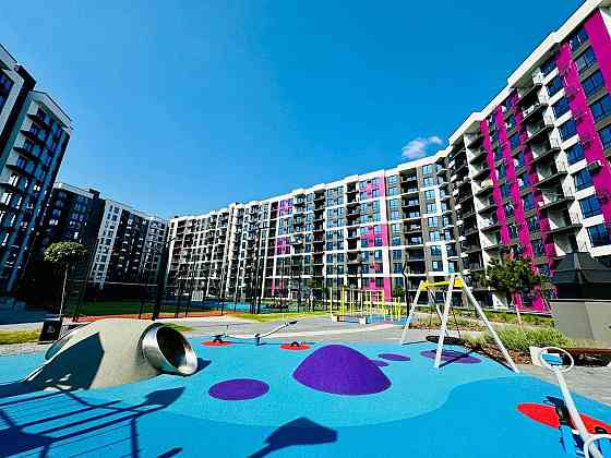 2 кім в центрі з  гардеробом та відкритим балконом вікнами в двір Івано-Франківськ