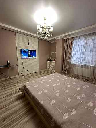 Продам двухкомнатную квартиру в Альтаире собственник Одесса