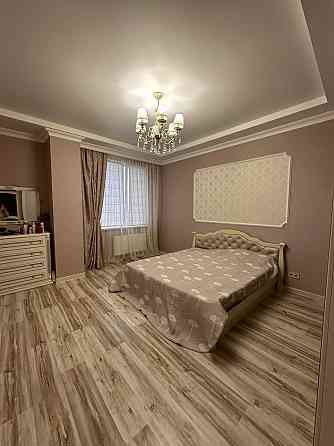 Продам двухкомнатную квартиру в Альтаире собственник Одесса