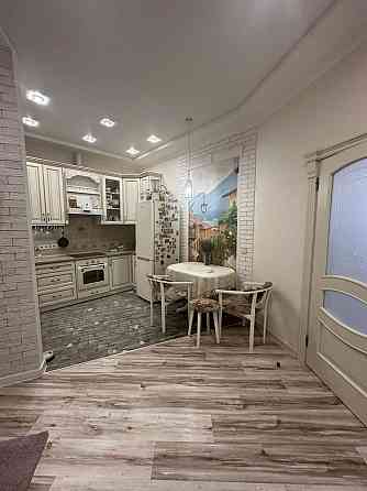 Продам двухкомнатную квартиру в Альтаире собственник Одесса