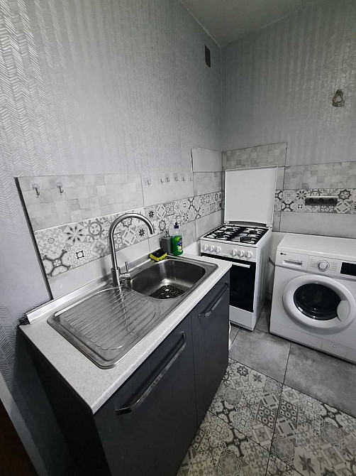 Сдам в аренду 1-комнатную квартиру 2/9 в 605 м/р Харків - зображення 2