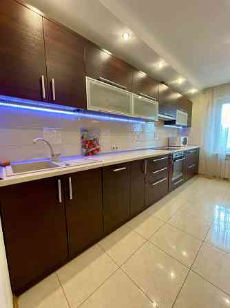 Петра Григоренка 12. Позняки. Генератор. Київ