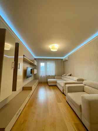 Петра Григоренка 12. Позняки. Генератор. Київ