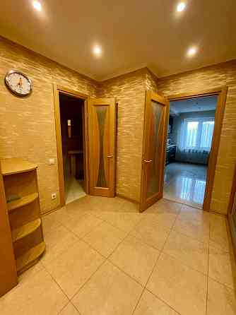 Петра Григоренка 12. Позняки. Генератор. Київ