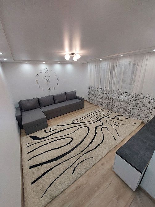 Трьохкімнатна квартира Центр Корабельного району Миколаїв - зображення 1