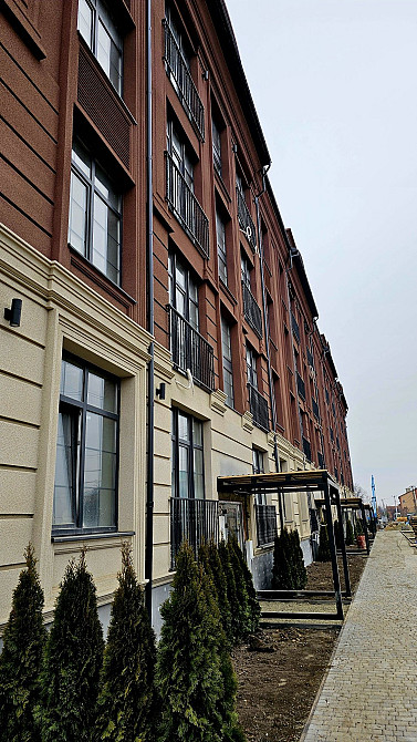 Продам 2к.кв з величезним балконом район Кварцу Великий Кучурів - зображення 2