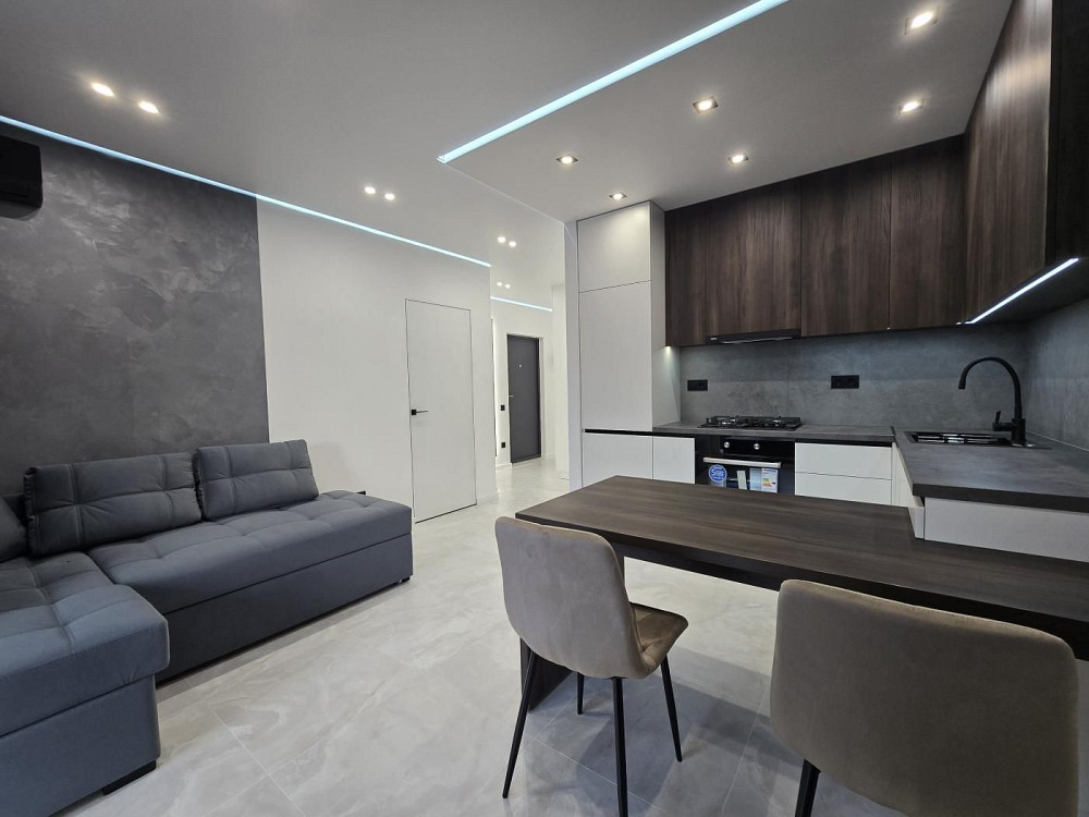 Дизайнерська євродвійка/Family Plaza/Blago/ЦЕНТР Івано-Франківськ - зображення 1