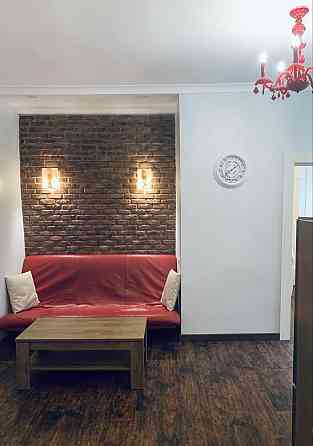 2-кімнатна у центрі міста Київ