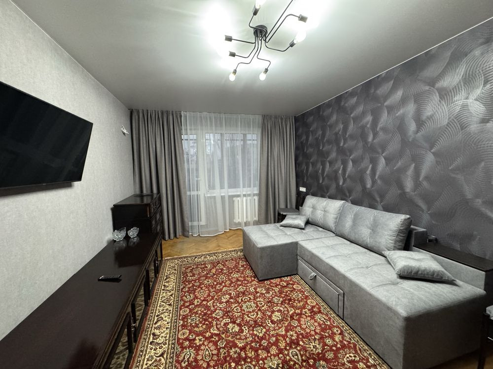 Оренда 2х кімнатної, вул. Івашкевича5, Пріорка Київ - зображення 1