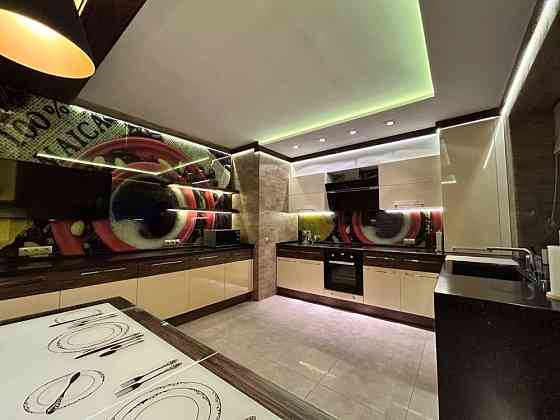 Оренда дворівневої квартири р-н Каскад Ивано-Франковск