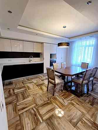 Оренда трикімнатної квартири Черновцы