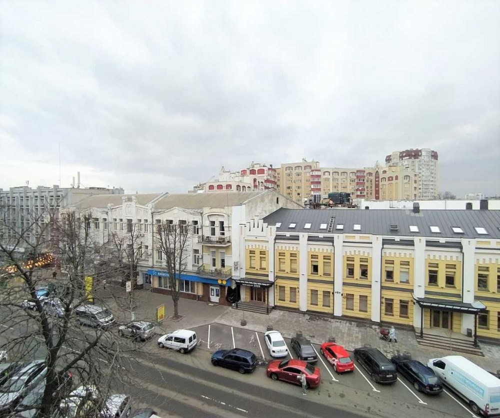 Продаж  нестандартної 2-кімнатної квартири у самому центрі міста! Черкассы - изображение 7