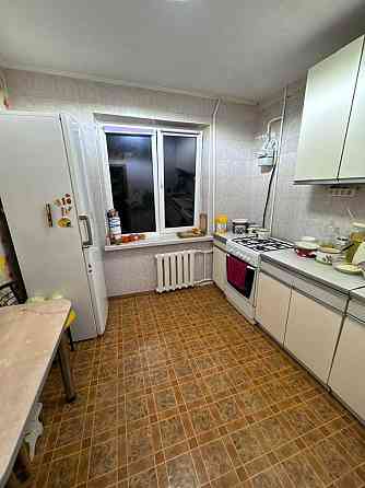 Третій поверх, двокімнатна, хороший стан! Хмельницький