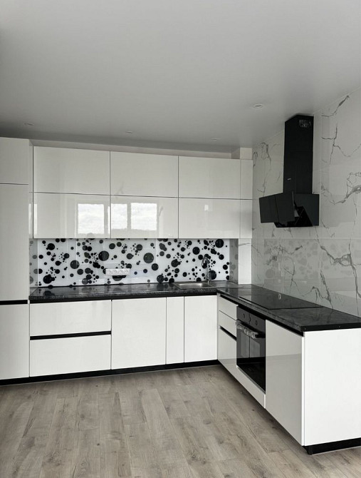 Видова 2 кімнатна квартира в 7 хв від Києва! Податки лише 2%! Ирпень - изображение 1