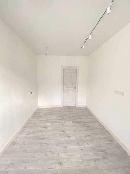 Продам простору двокімнатну квартиру з новим ремонтом. 70 м2 площа Ирпень - изображение 8