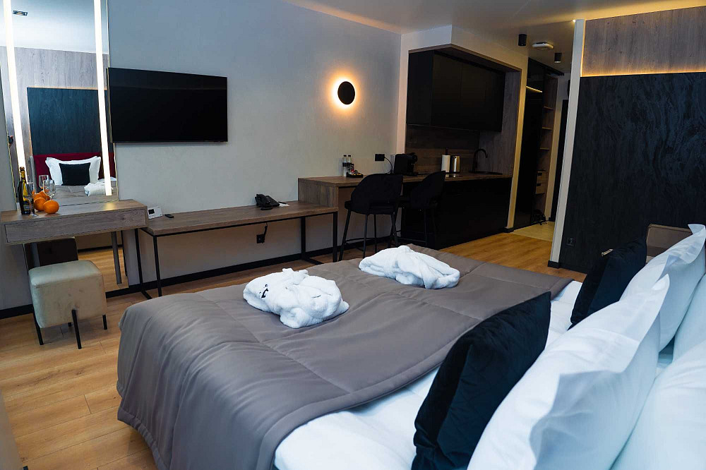 Апартаменти в п’ятизірковому готелі Буковеля “ Glacier " Поляниця (Буковель) - зображення 6