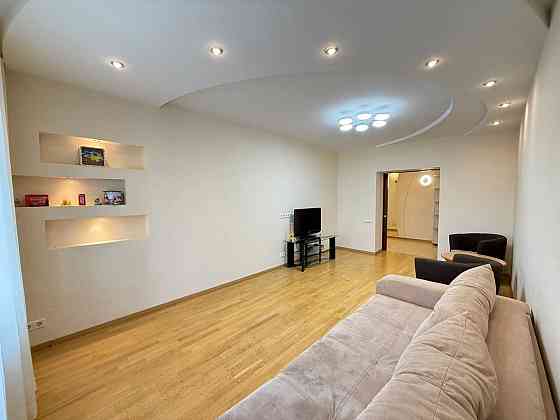 Продаж 3к Квартири 106 м2 вул. Анни Ахматової 31 Позняки БЕЗ КОМІСІЇ Київ