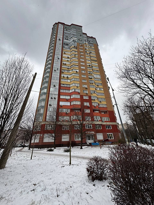 Вул. Героїв Оборони, 10А. 3-кімн. 112 кв.м. Без комісії. Київ - зображення 1