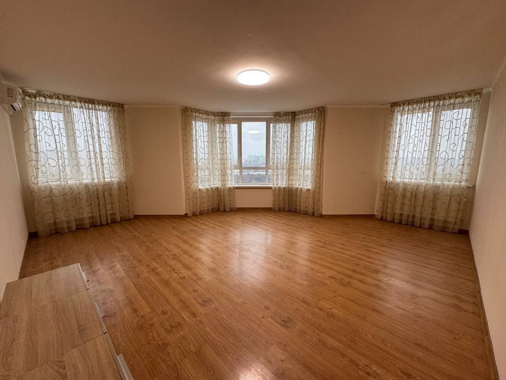 Вул. Героїв Оборони, 10А. 3-кімн. 112 кв.м. Без комісії. Київ - зображення 7