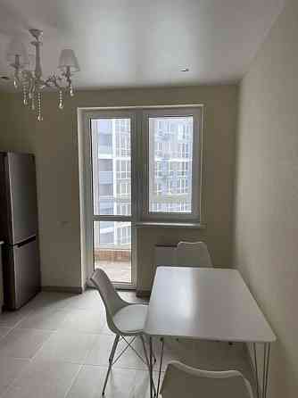 Оренда 1-к квартири на вул. Ревуцького Київ