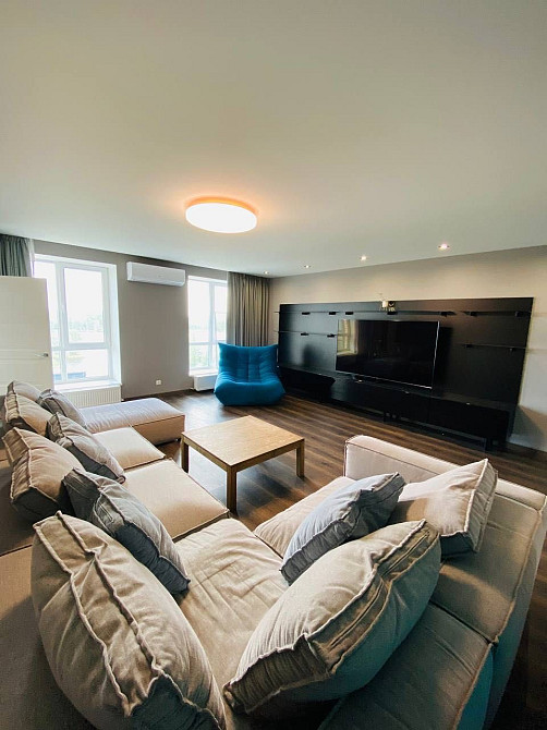 Аренда 2к квартиры Победа Набережная Ривер Парк Дніпро - зображення 1