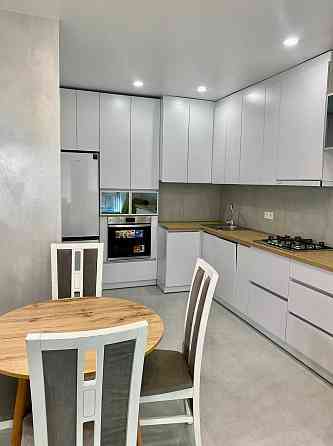 Оренда 2 кім поруч Стометрівки. ЖК Авторський. Перша Здача Ивано-Франковск