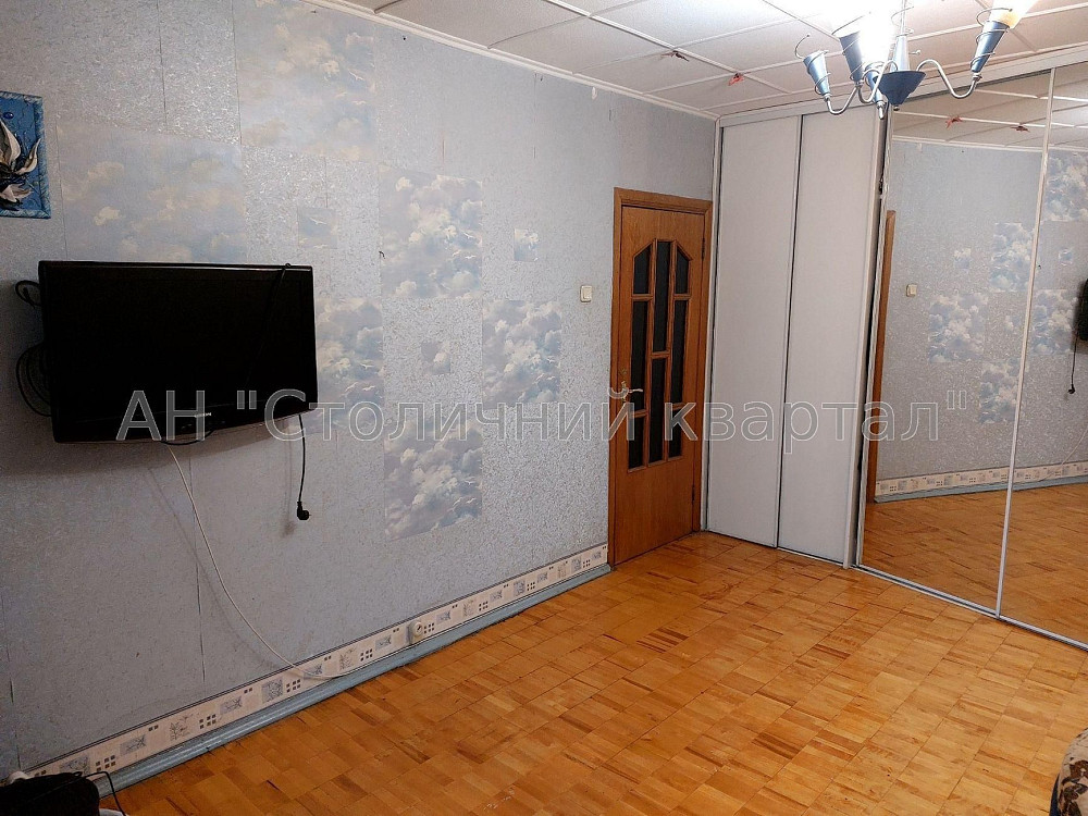 Виноградар Трикімнатна  Мостицька 12 Київ - зображення 3